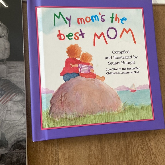 10 Assorted Pre-Owned Children’s Books - Picture 11 of 11